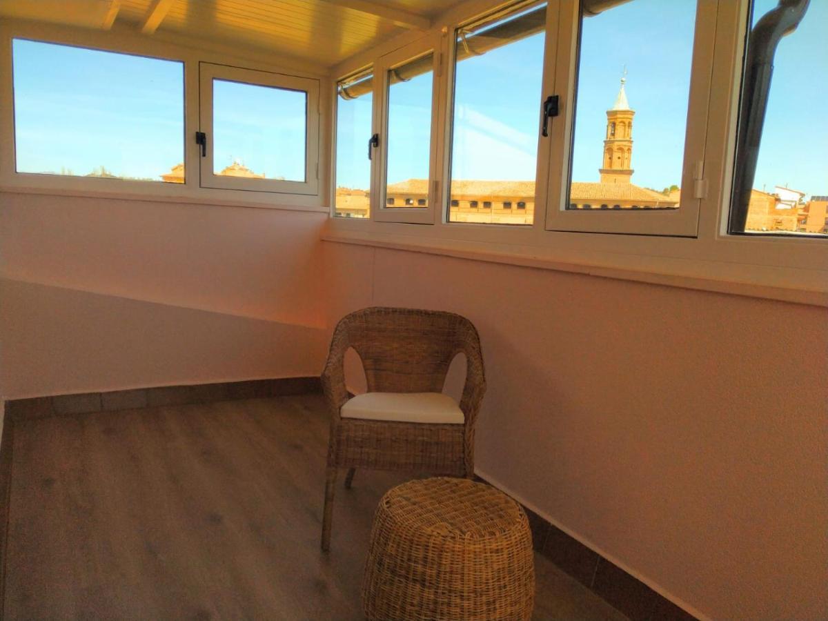 Apartamento Entrerios Barbastro Exteriör bild
